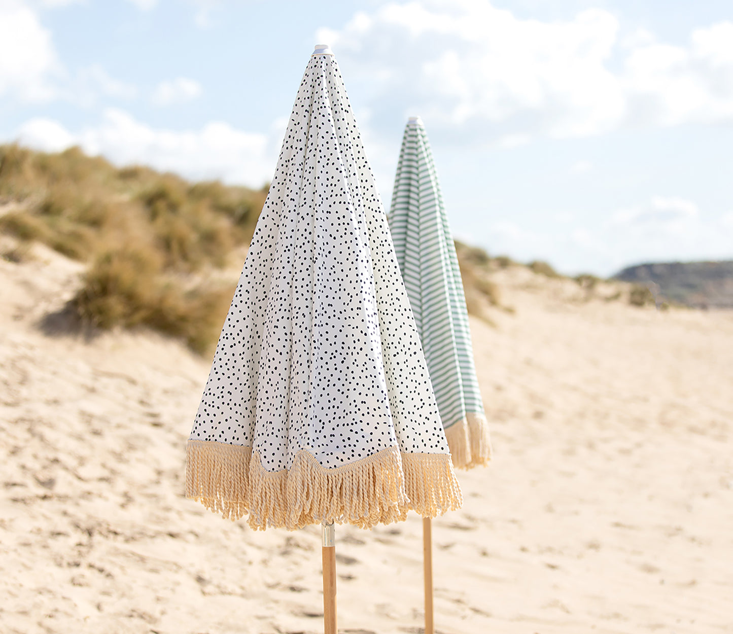 Black Pebbles Beach Umbrella
